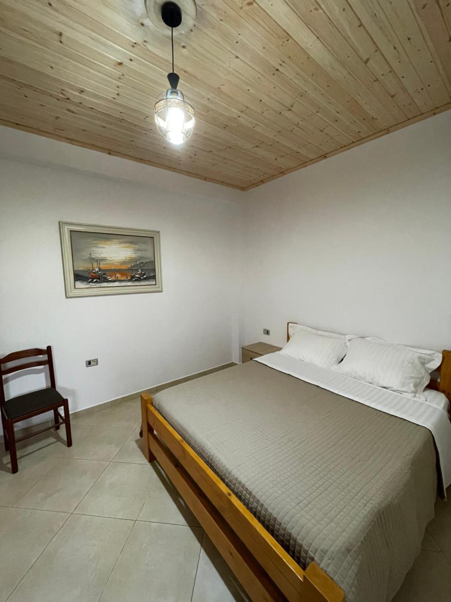 Rent Rooms Sakolli Berat Kültér fotó