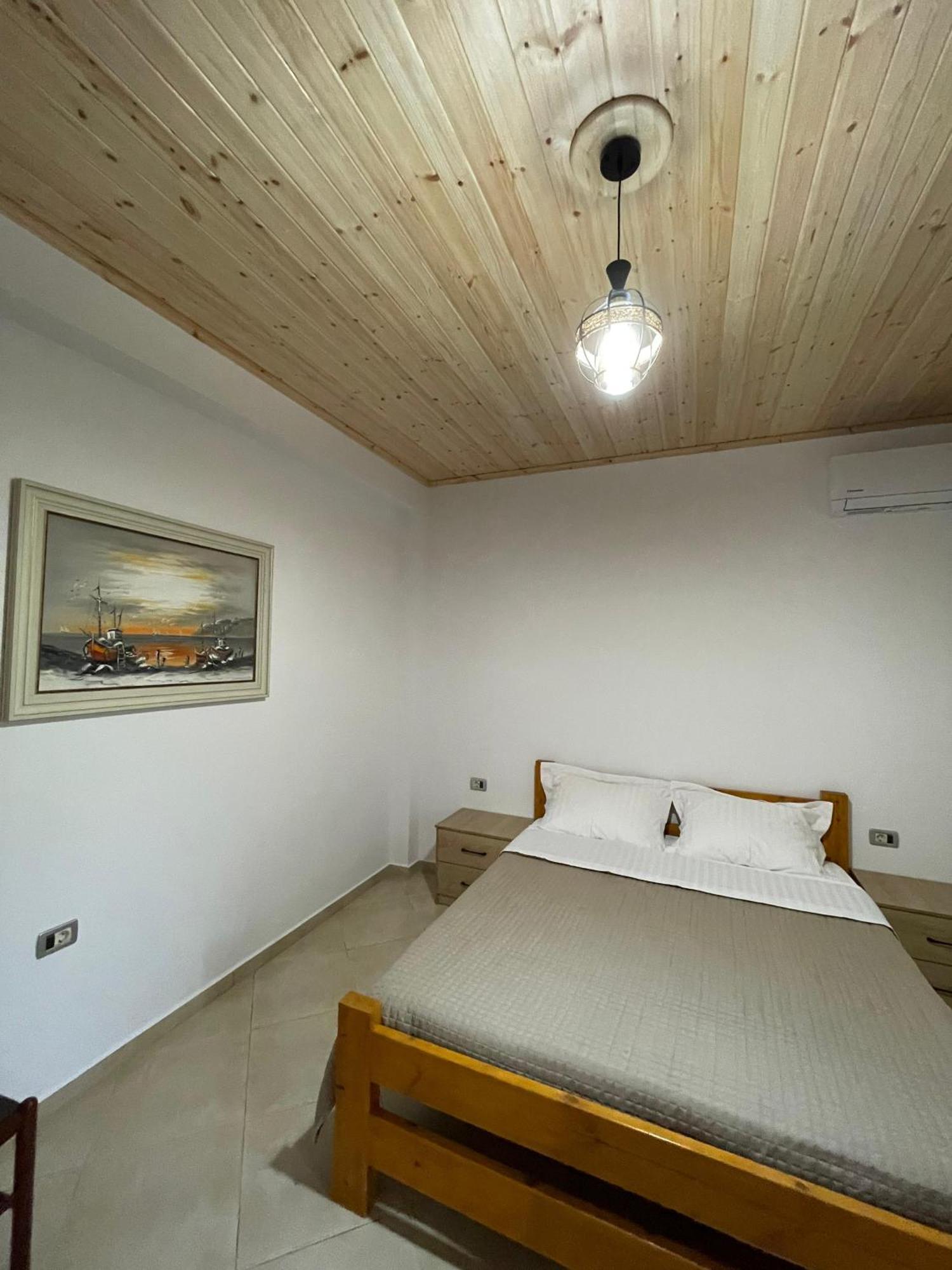 Rent Rooms Sakolli Berat Kültér fotó